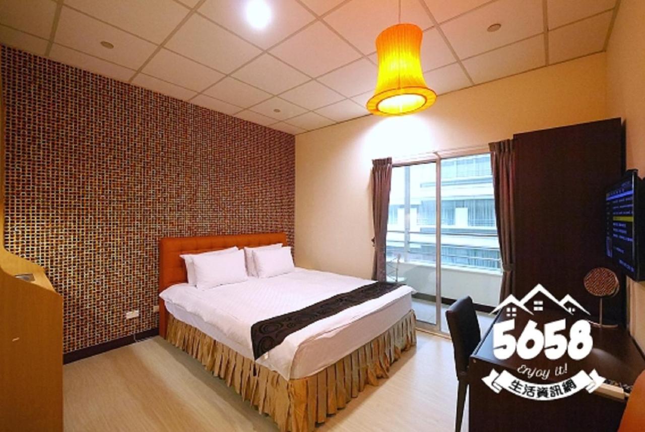 85 Eagle Hotel Kaohsiung Exterior foto